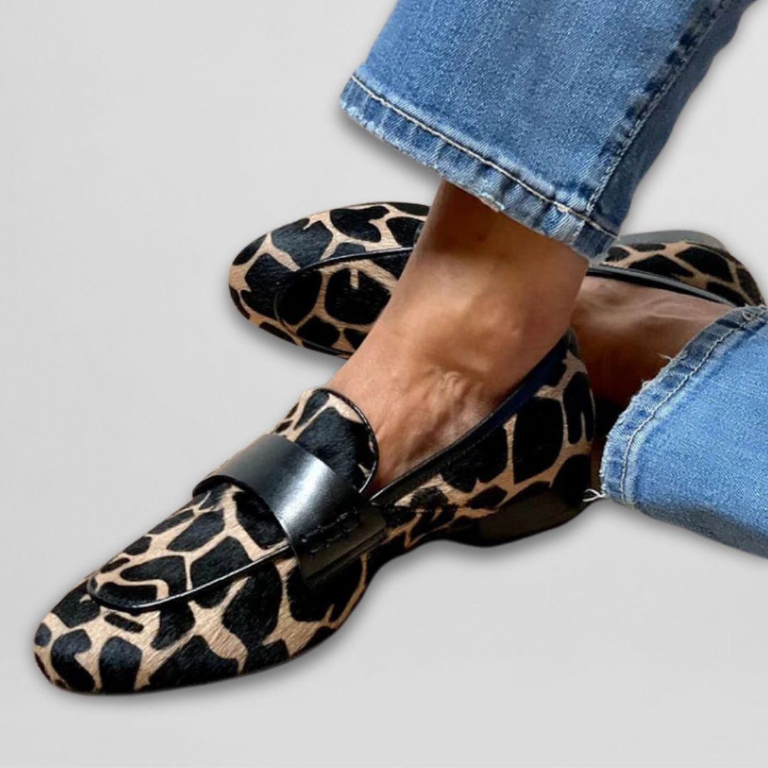 Noemi™ | Moccasin with Animal Print
