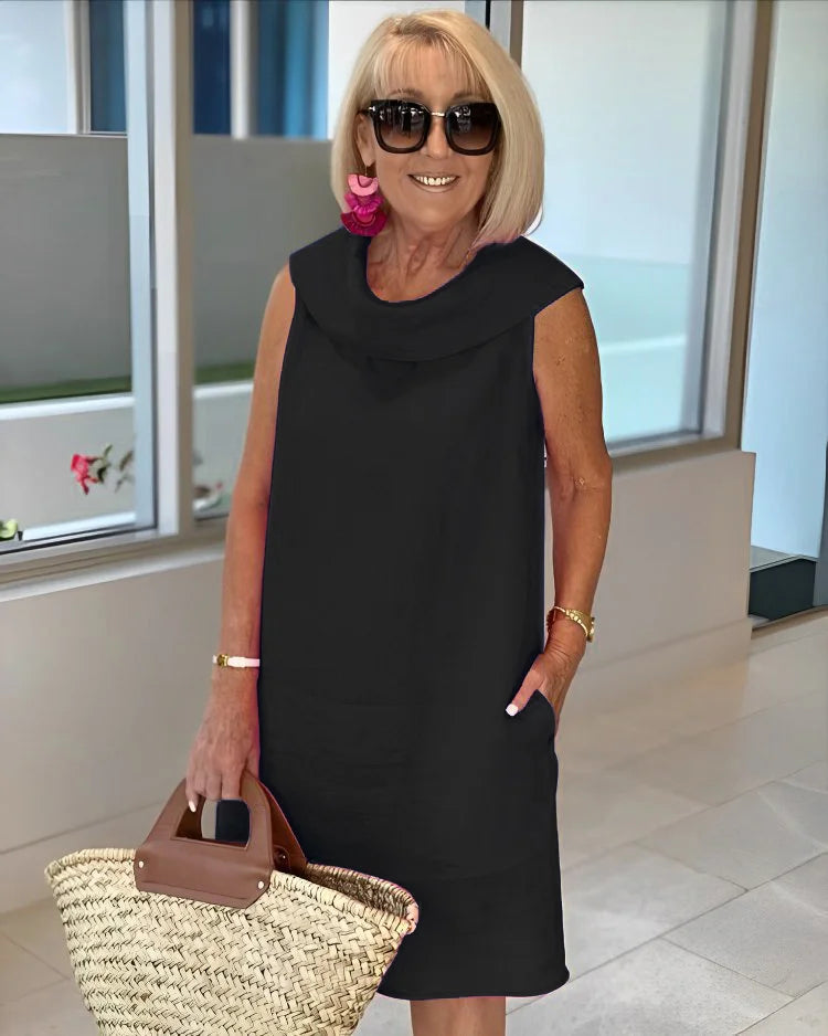 Perla – Sleeveless Sheath Dress with Round Neck