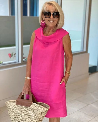 Perla – Sleeveless Sheath Dress with Round Neck