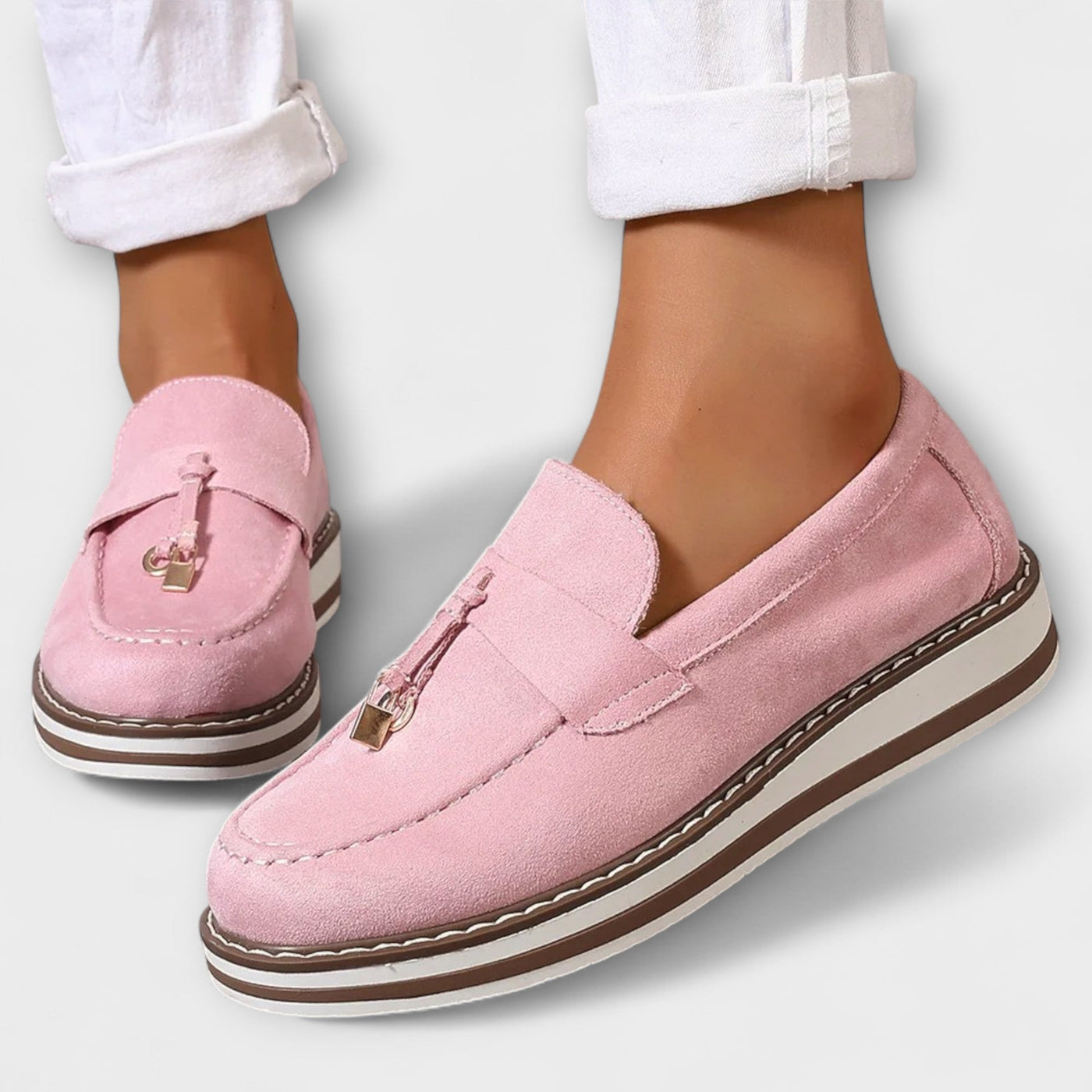 LUISA | Casual shoes with a rounded toe, featuring a modern style and everyday comfort